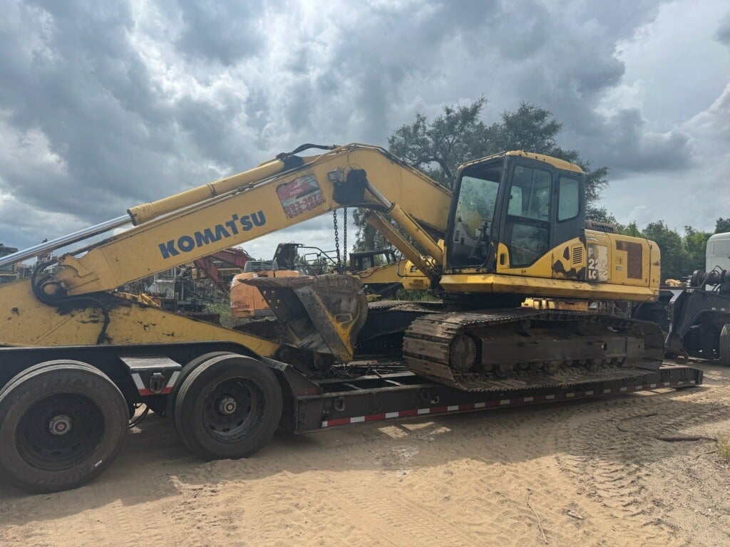 Komatsu PC220LC-7 Parts