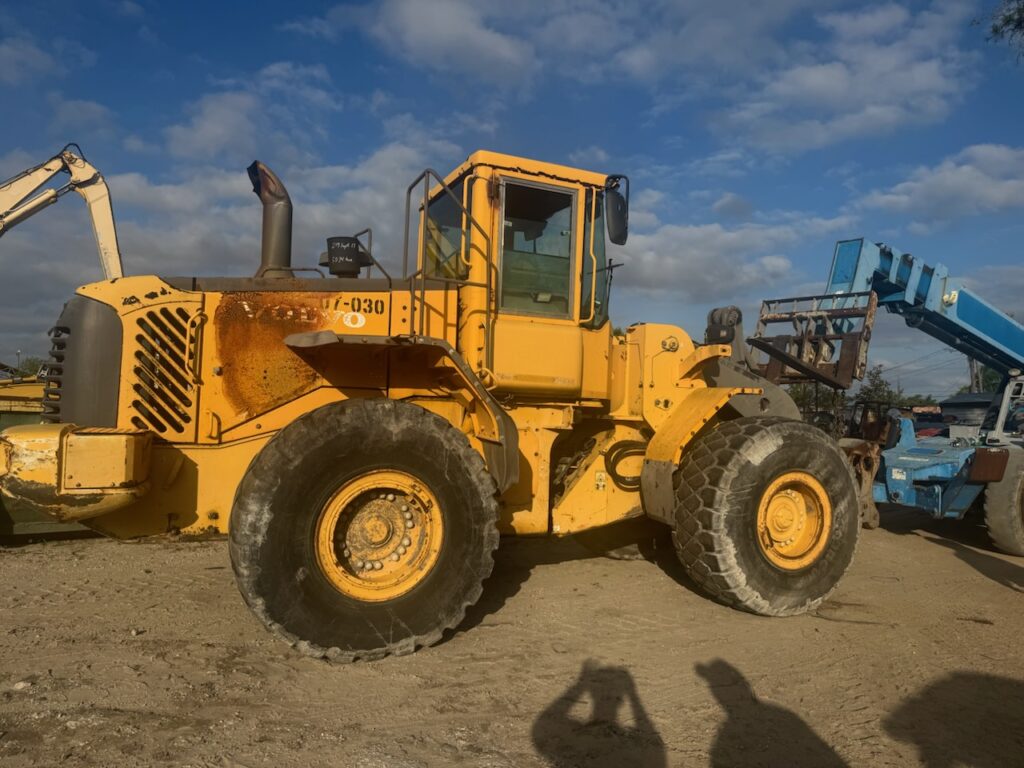 Volvo L110E parts