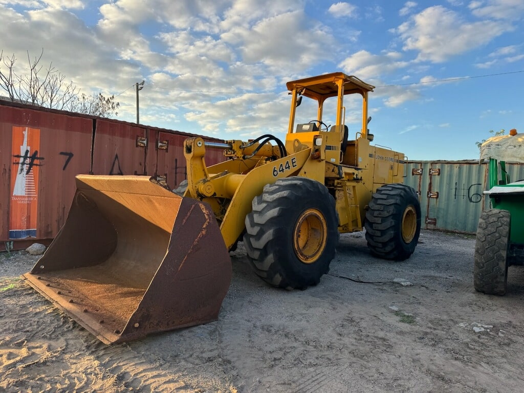 John Deere 644E parts