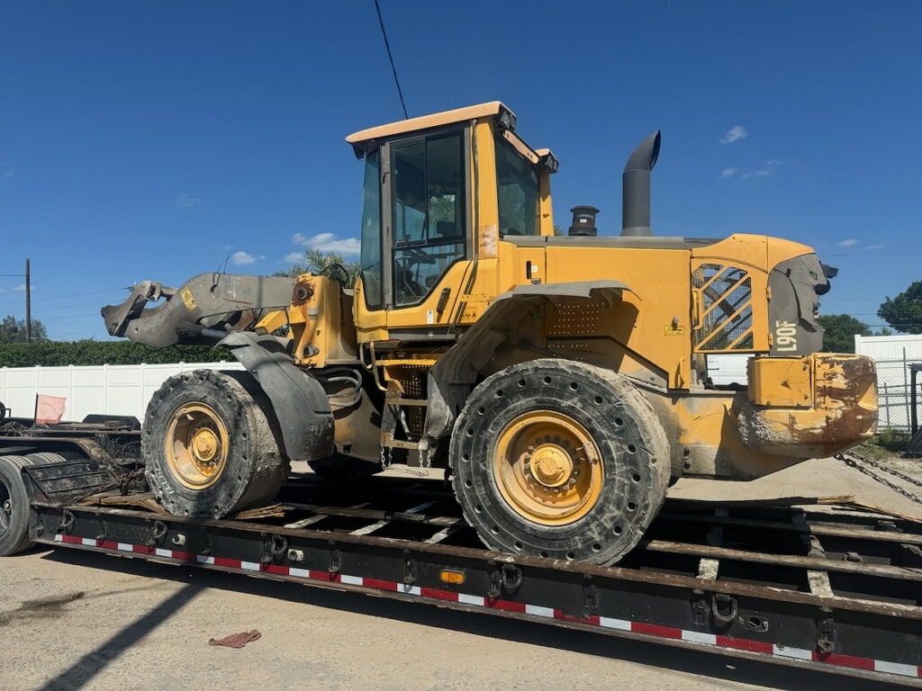 Volvo L90F parts