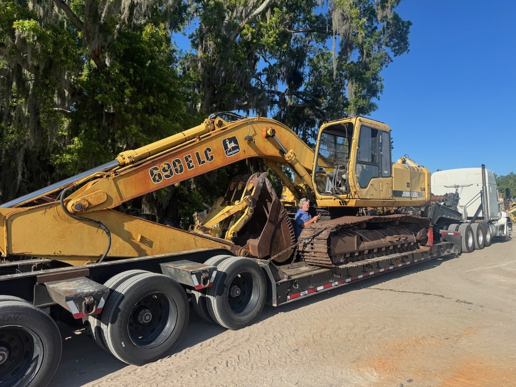 John Deere 690ELC parts